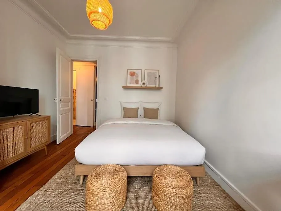 Apartment 1 Bedroom # Paris 14 # Alesia