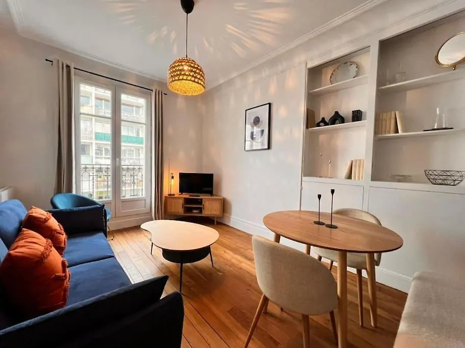 Apartment 1 Bedroom # Paris 14 # Alesia