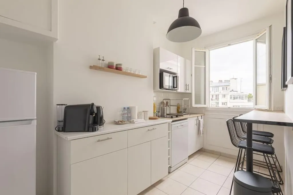 Apartment 1 Bedroom # Paris 14 # Alesia